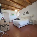 Casa Rubini B&B 파이스툼