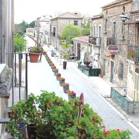 Casa Rubini Bed & Breakfast 4*