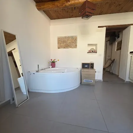 Casa Rubini לינה וארוחת בוקר פסטום