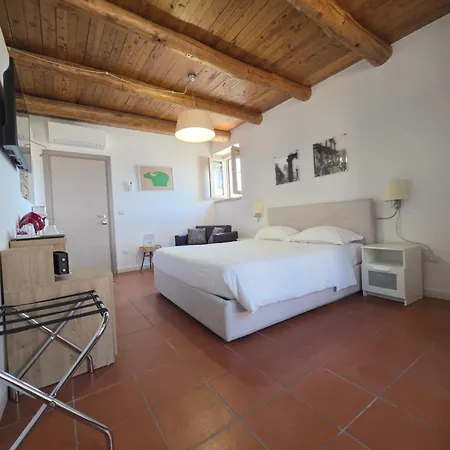 Casa Rubini לינה וארוחת בוקר פסטום